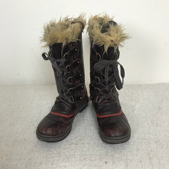 leopard sorel boots